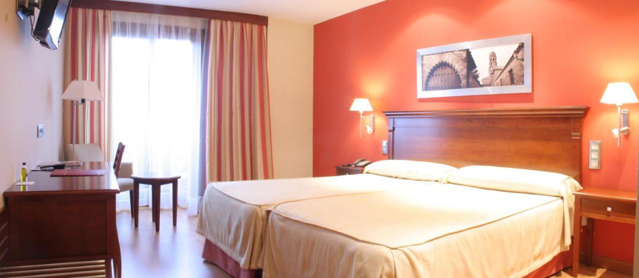 Hotel Campos De Baeza Εξωτερικό φωτογραφία